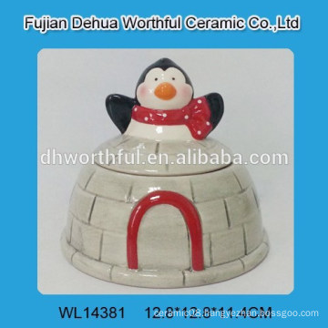 Fashion penguin design ceramic storage jar